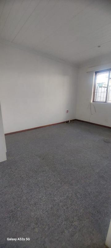 To Let 1 Bedroom Property for Rent in Heathfield Western Cape